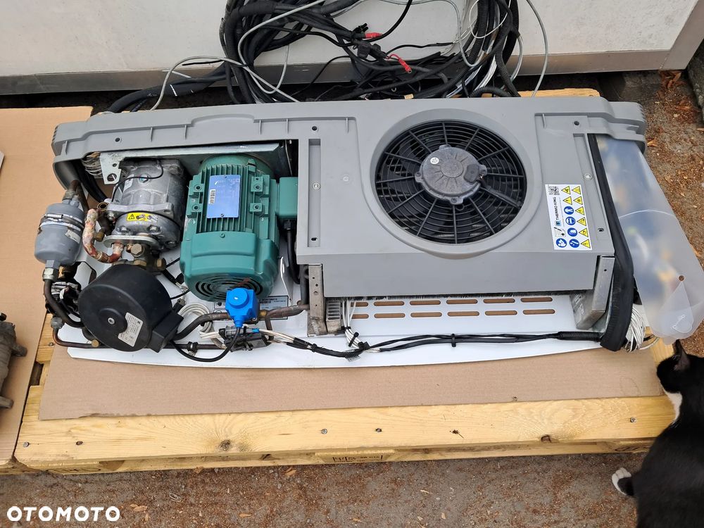 Agregat Chłodniczy Thermo King V 300 MAX 2021r. + prąd 230 V - 4