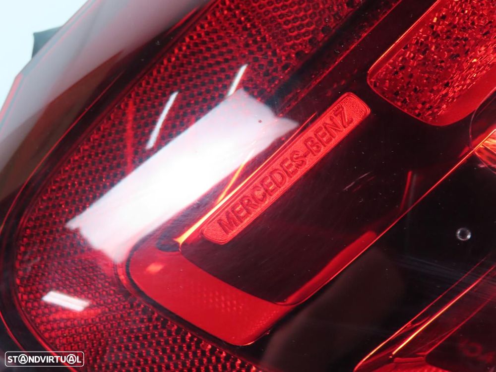 Farolim LED Esquerdo/Trás Usado / Original MERCEDES-BENZ GLA-CLASS (X156) A15659... - 3