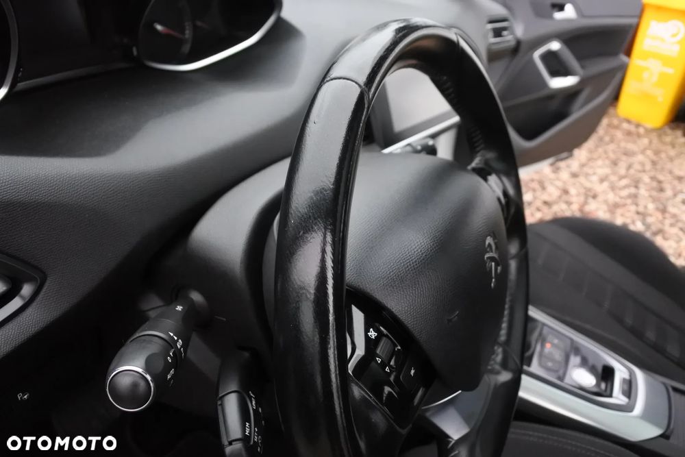 Peugeot 308 PureTech 130 GPF EAT8 Stop & Start Allure - 18