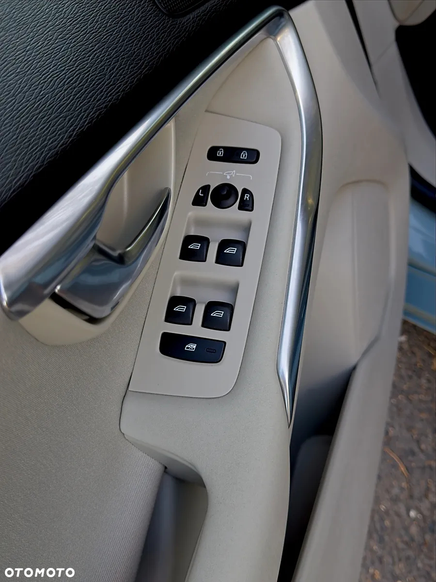 Volvo V40 D2 Drive-E Momentum - 14