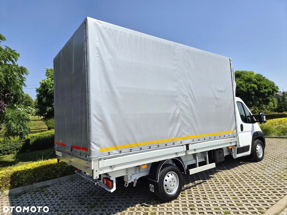 Opel Movano - 15