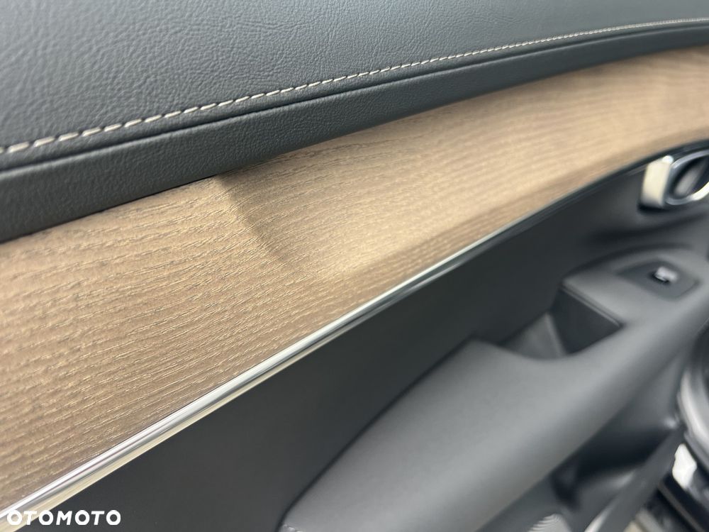 Volvo XC 90 T8 AWD Recharge Plus Dark - 39