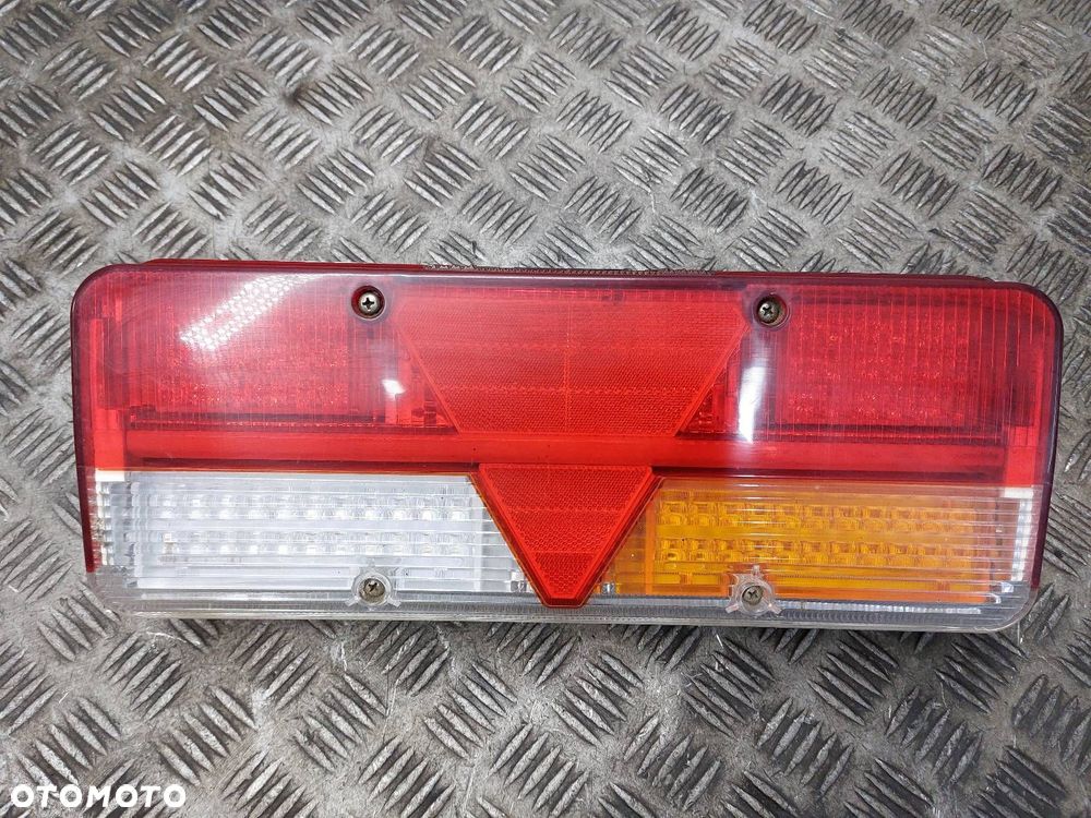 LAMPA TYŁ TYLNA NACZEPY - 1