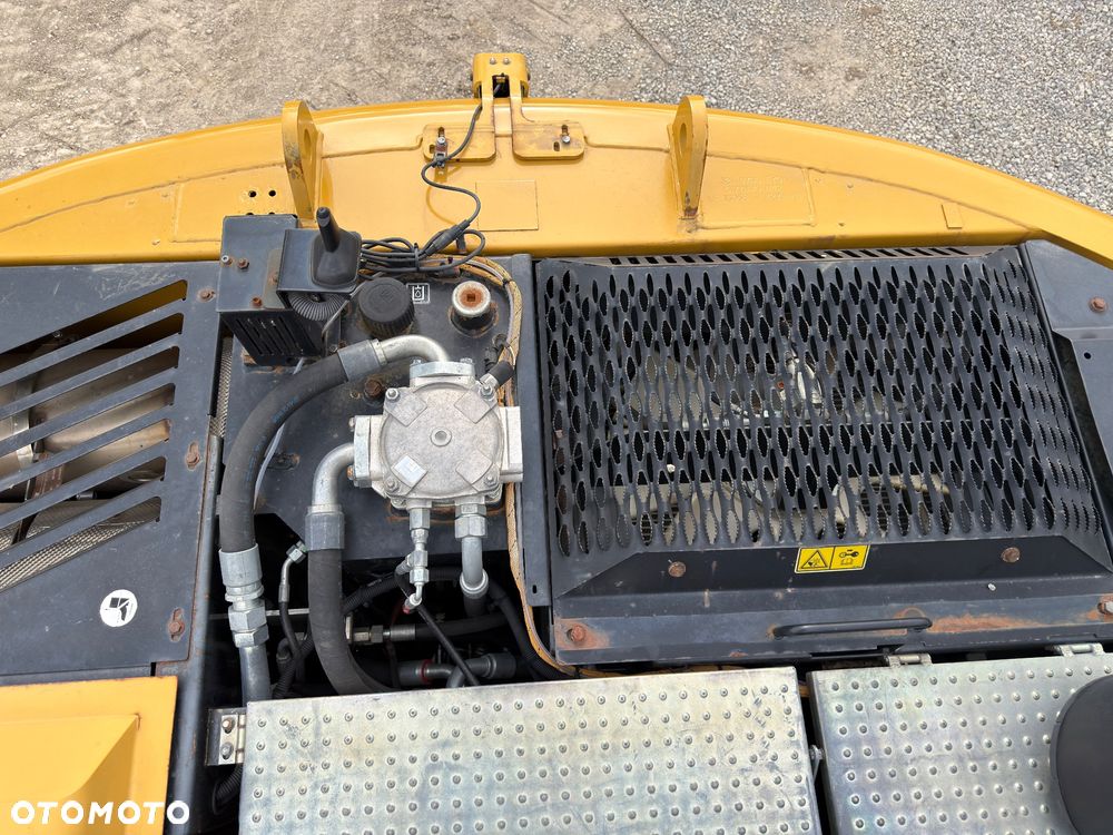 Caterpillar 313d - 22