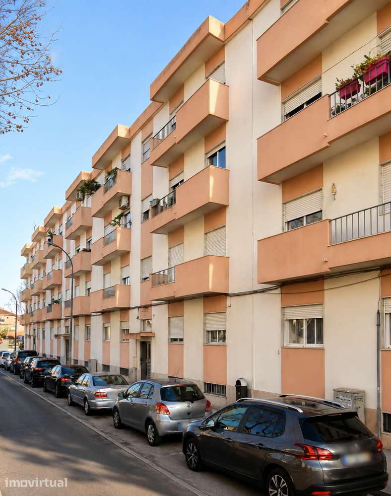 Apartamento T3 no Centro da Moita