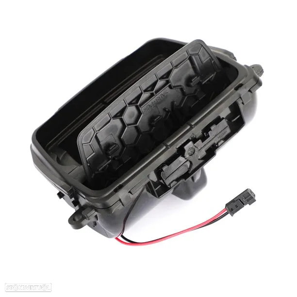 Cinzeiro da consola central BMW F10 F11 F18 - 3