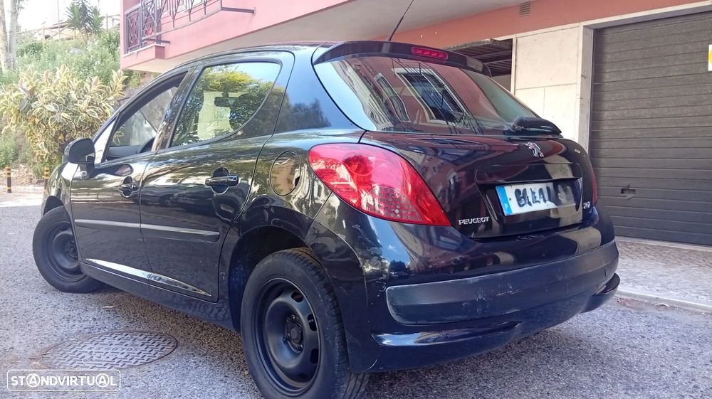 Peugeot 207 1.4 16V Trendy - 3
