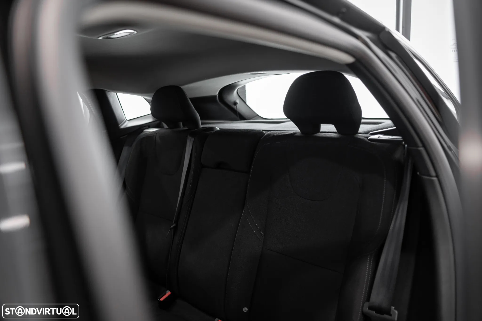 Volvo V40 1.6 D2 Momentum - 25