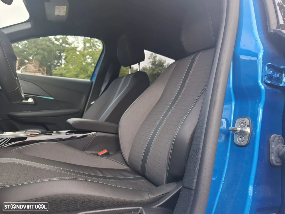 Peugeot 208 1.2 PureTech GT Line EAT8 - 24