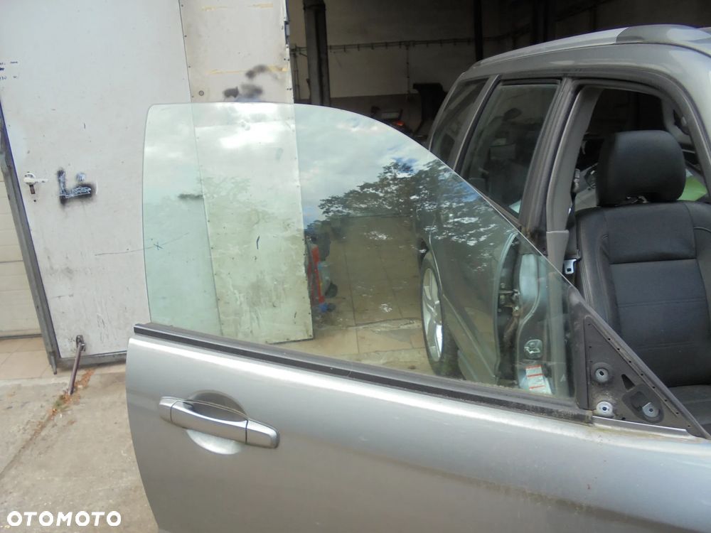 Subaru forester II SG drzwi przednie prawe kompletne prawe/lewe - 2