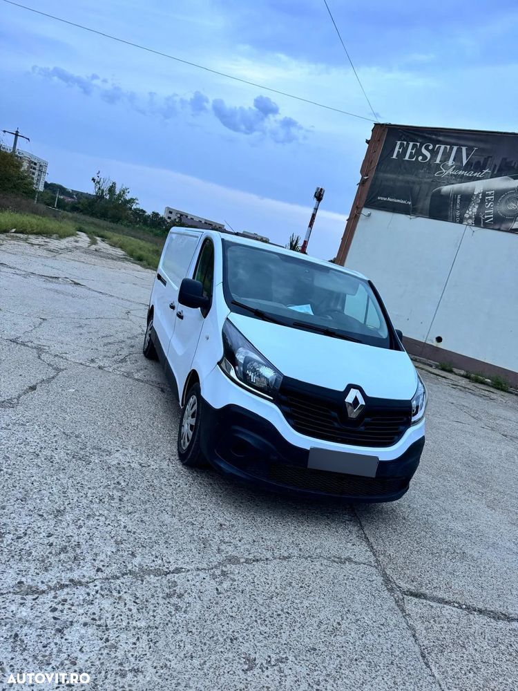 Renault Trafic - 2