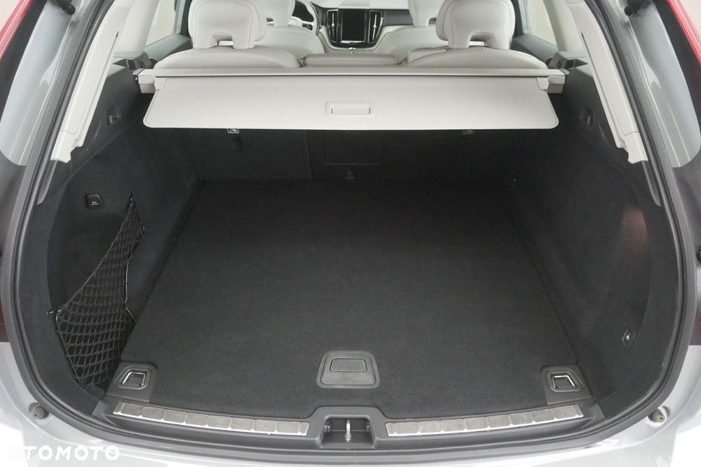 Volvo XC 60 - 16