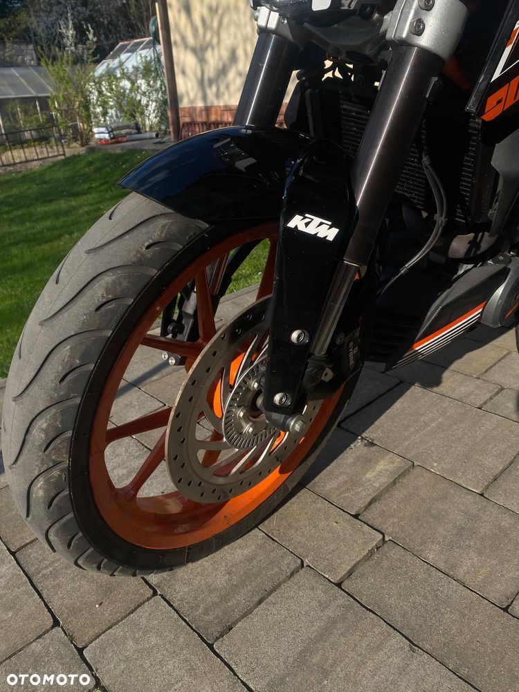 KTM Duke - 13