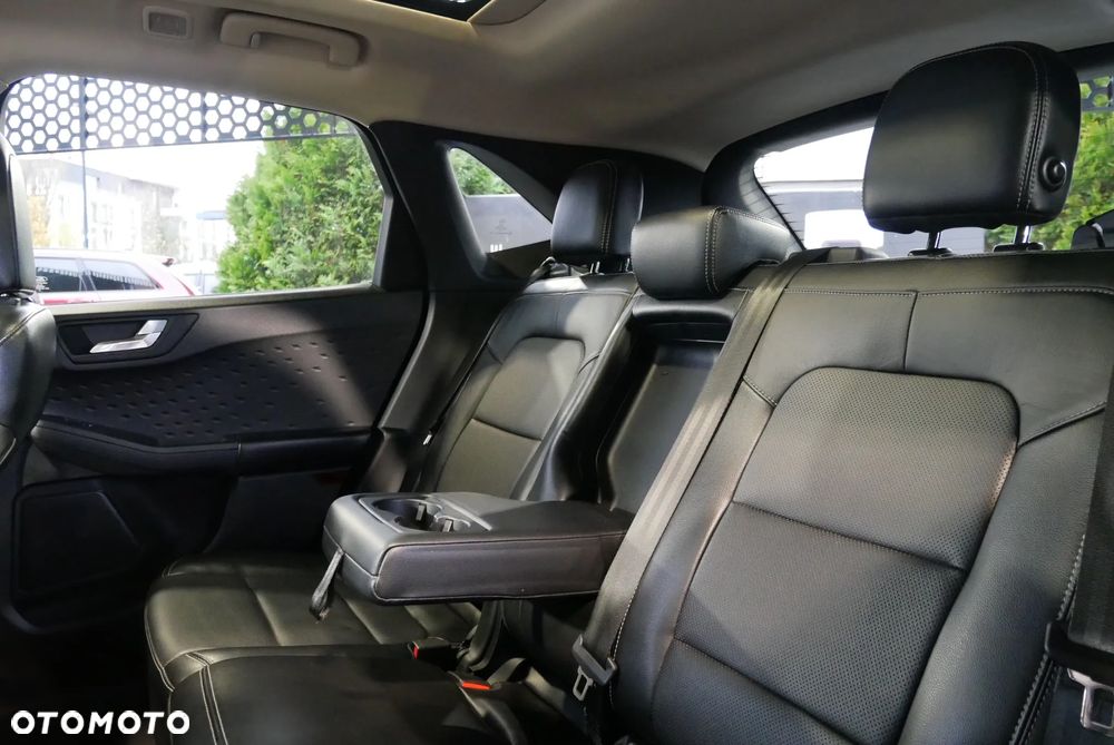 Ford Escape 2.0 EcoBoost AWD Titanium - 14