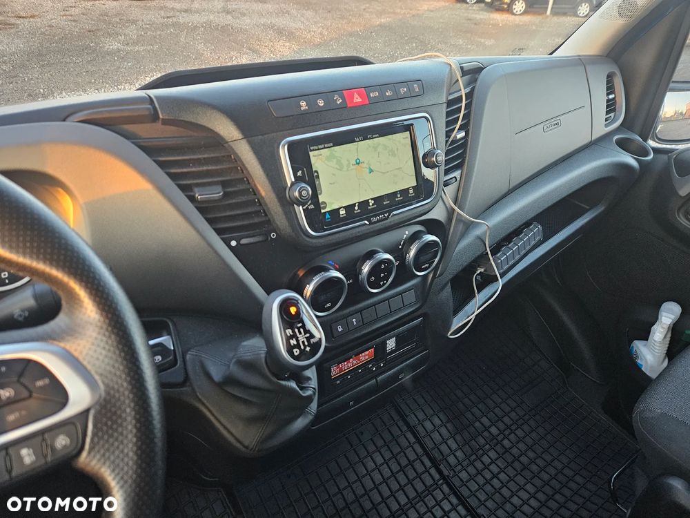 Iveco Daily - 12