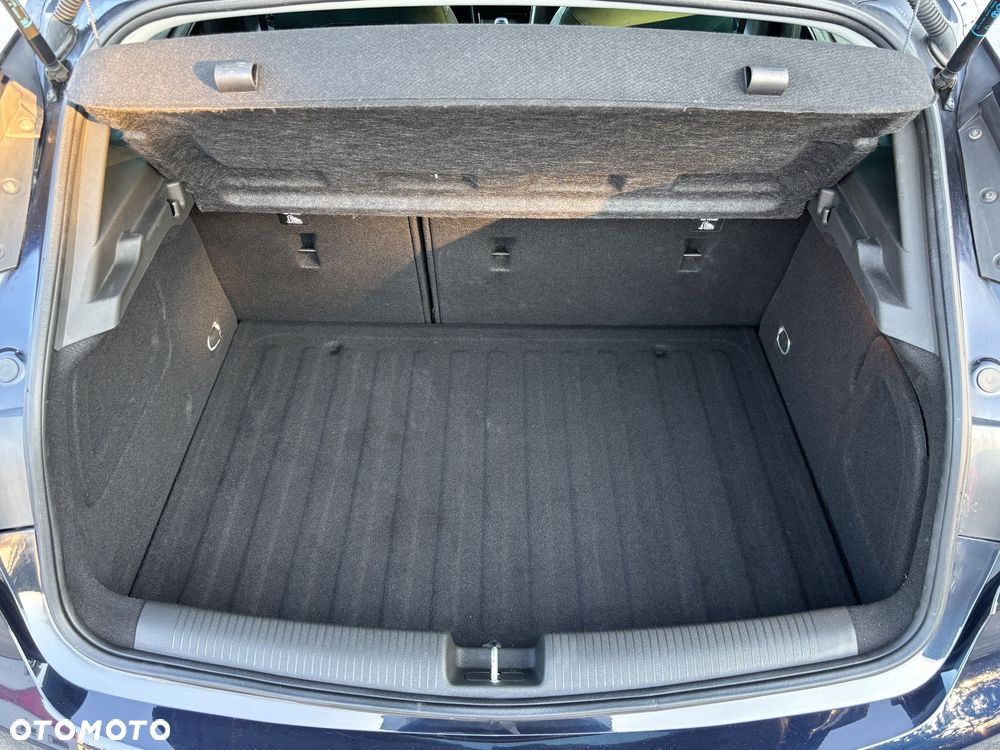 Opel Astra - 37