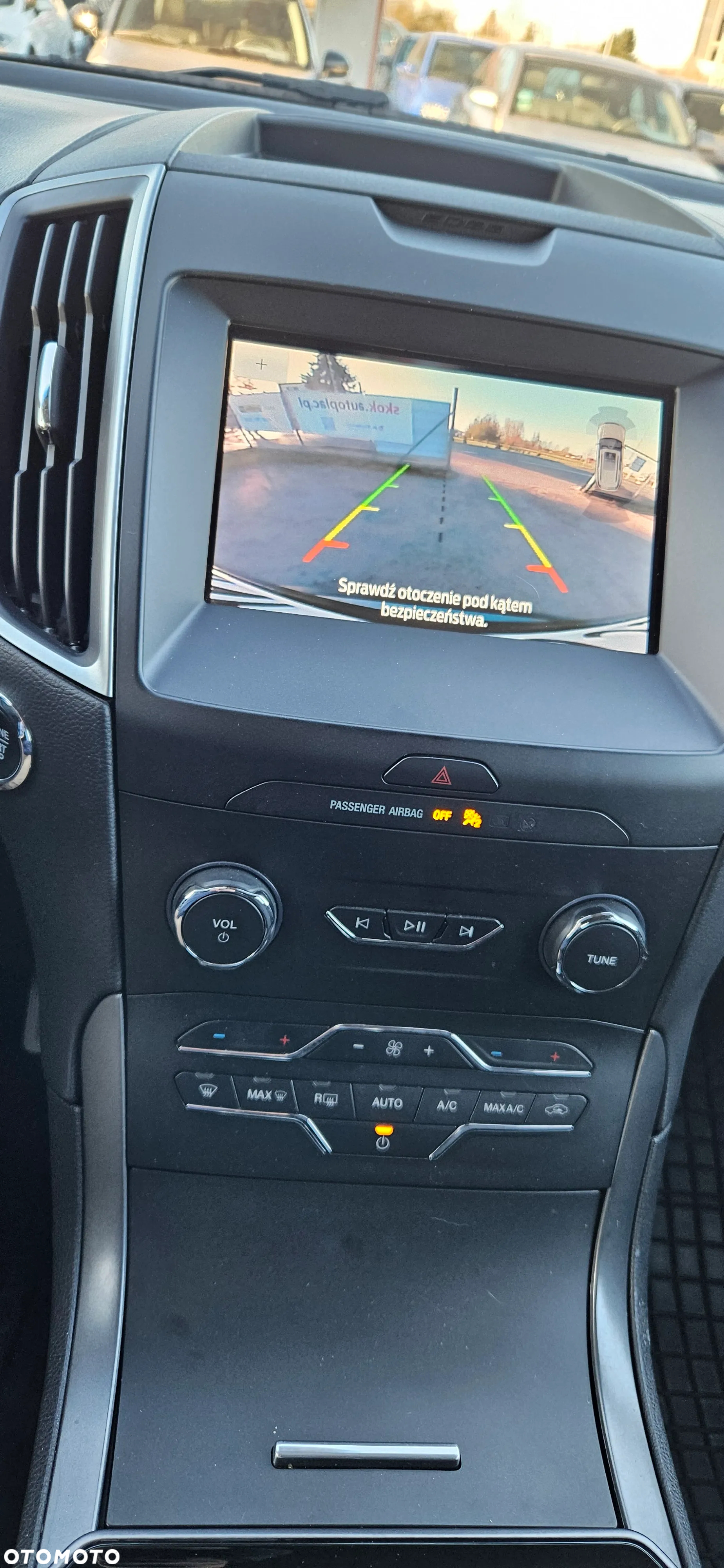 Ford Edge - 14