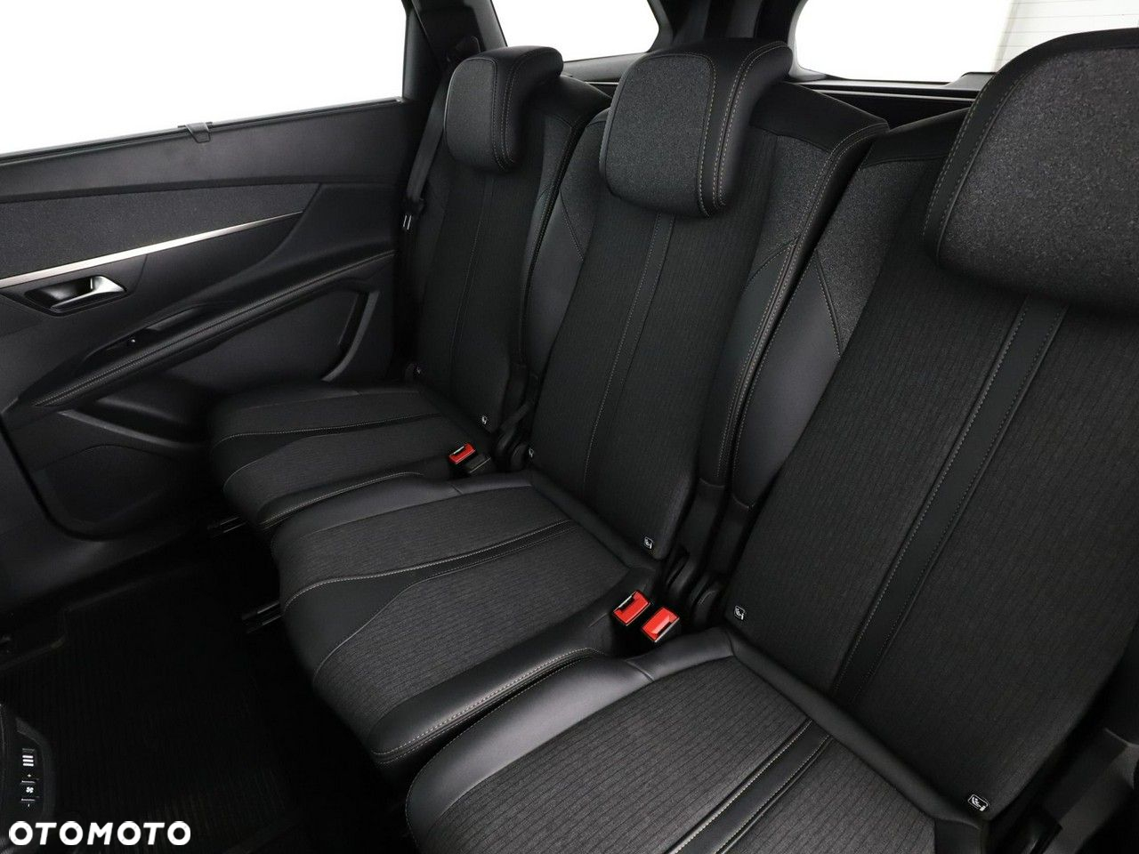 Peugeot 5008 1.5 BlueHDi Allure S&S - 17