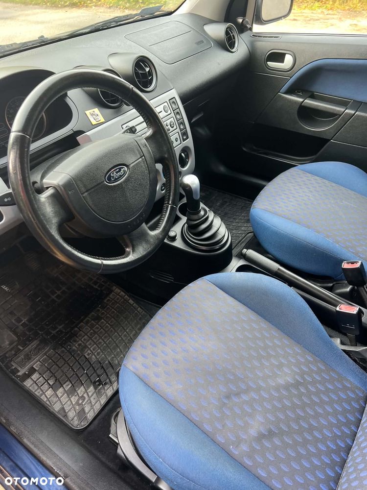 Ford Fiesta 1.3 - 8