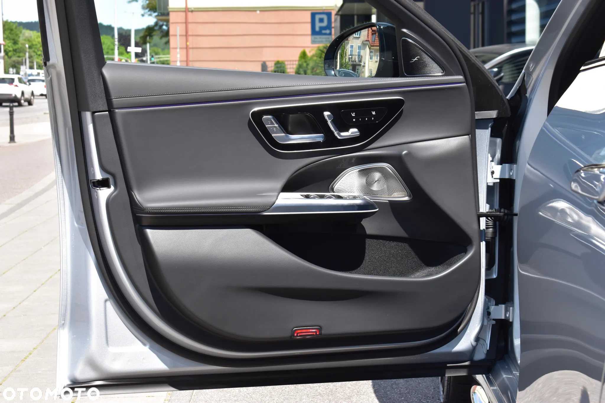 Mercedes-Benz Klasa E AMG 53 PHEV 4Matic+ 9G-Tronic TCT - 13