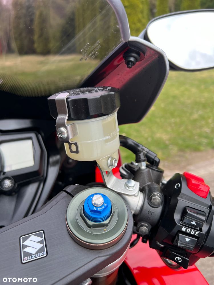 Suzuki GSX-R - 20