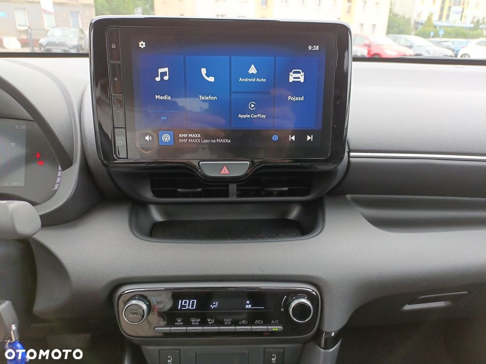 Toyota Yaris Hybrid 1.5 Style - 18