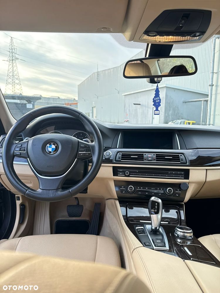 BMW Seria 5 520d - 11
