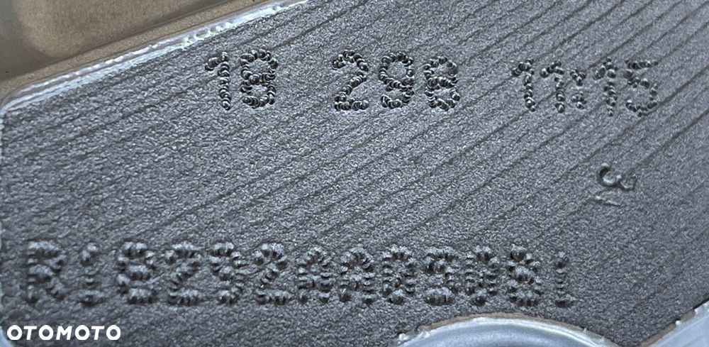 4 MERCEDES C-KLASA W 205 AMG ZACISK HAMULCOWY PRAWY PRZÓD - 11