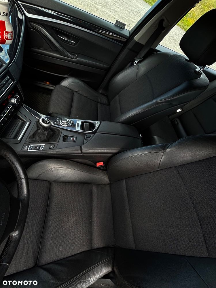 BMW Seria 5 520i Luxury Line - 19