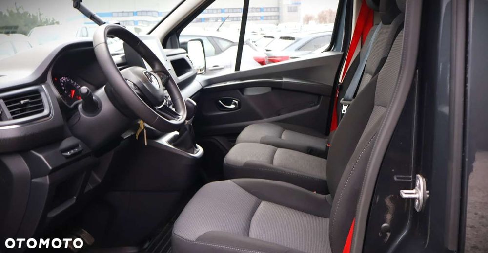Renault Trafic - 14