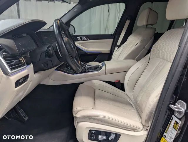 BMW X5 xDrive40i xLine - 32