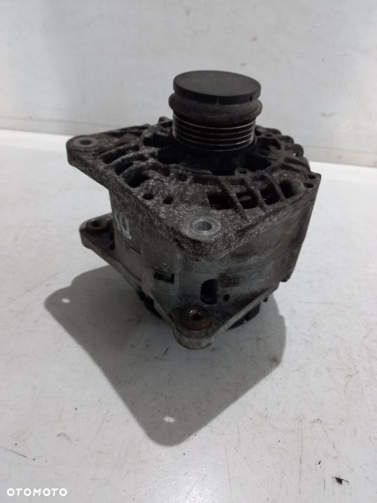 Alternator VW  passat  B5 1.6 B