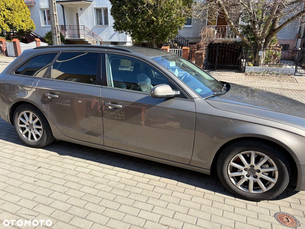 Audi A4 Avant - 31