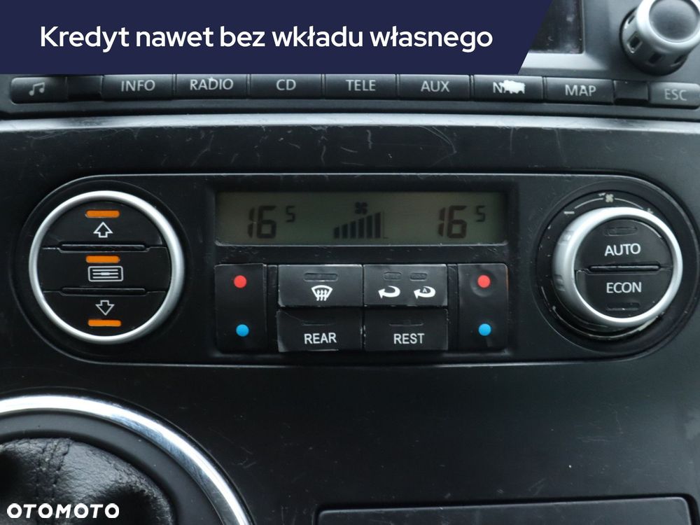 Volkswagen Multivan - 19