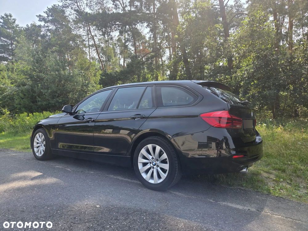 BMW Seria 3 316d - 20