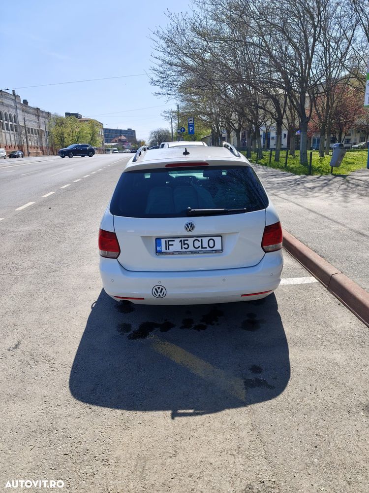 Volkswagen Golf - 9