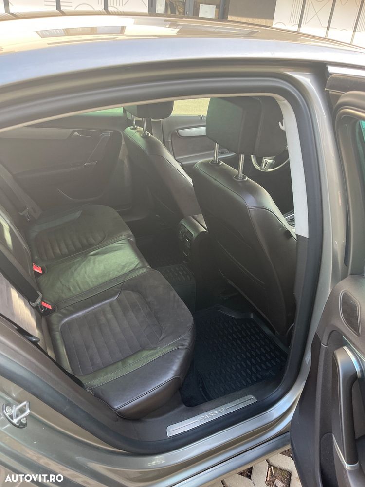 Volkswagen Passat Variant 2.0 TDI BlueMotion Technology Comfortline DSG - 13