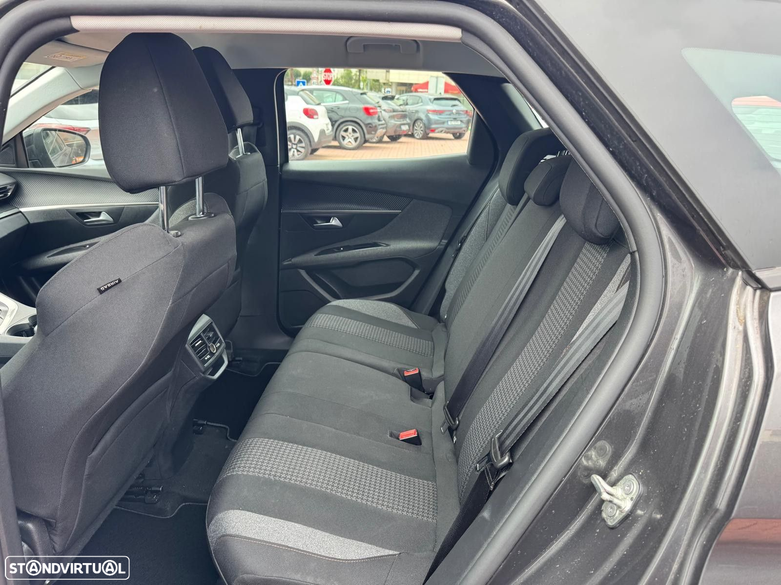 Peugeot 3008 1.5 BlueHDi Active Pack EAT8 - 15