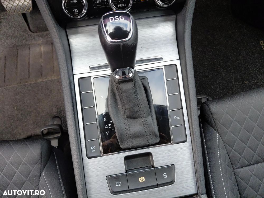 Skoda Superb 2.0 TDI DSG Ambition - 22