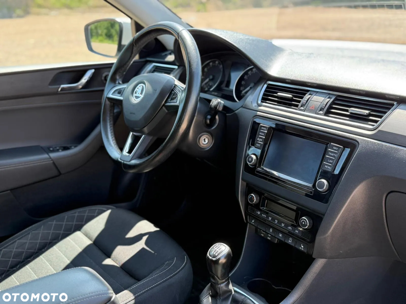 Skoda RAPID 1.2 TSI Style - 5
