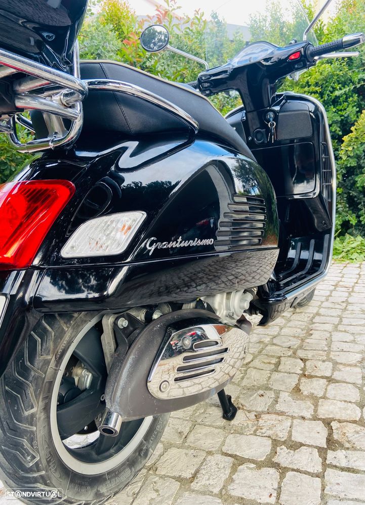 Vespa GTS Super GTS 300 Granturismo - 4