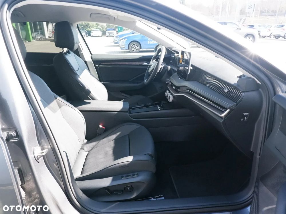 Skoda Superb 2.0 TSI 4x4 L&K DSG - 22