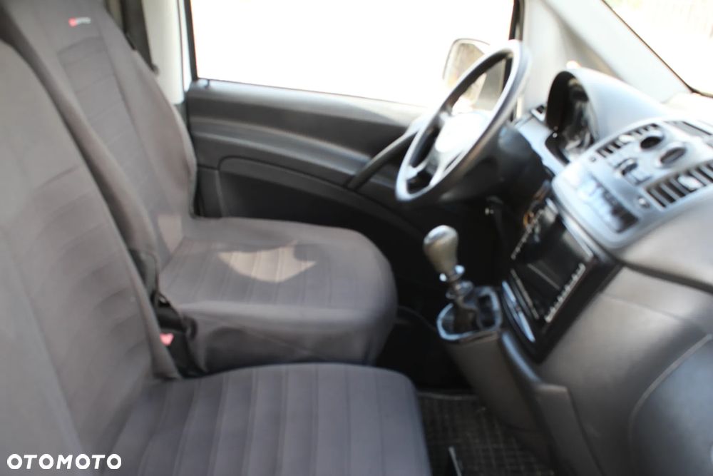 Mercedes-Benz Vito - 10