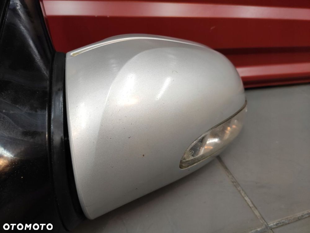 MERCEDES R-KLASA W251 LUSTERKO LEWE 15 PIN 11+4 KOLOR 775 ORYGINAŁ BDB - 4