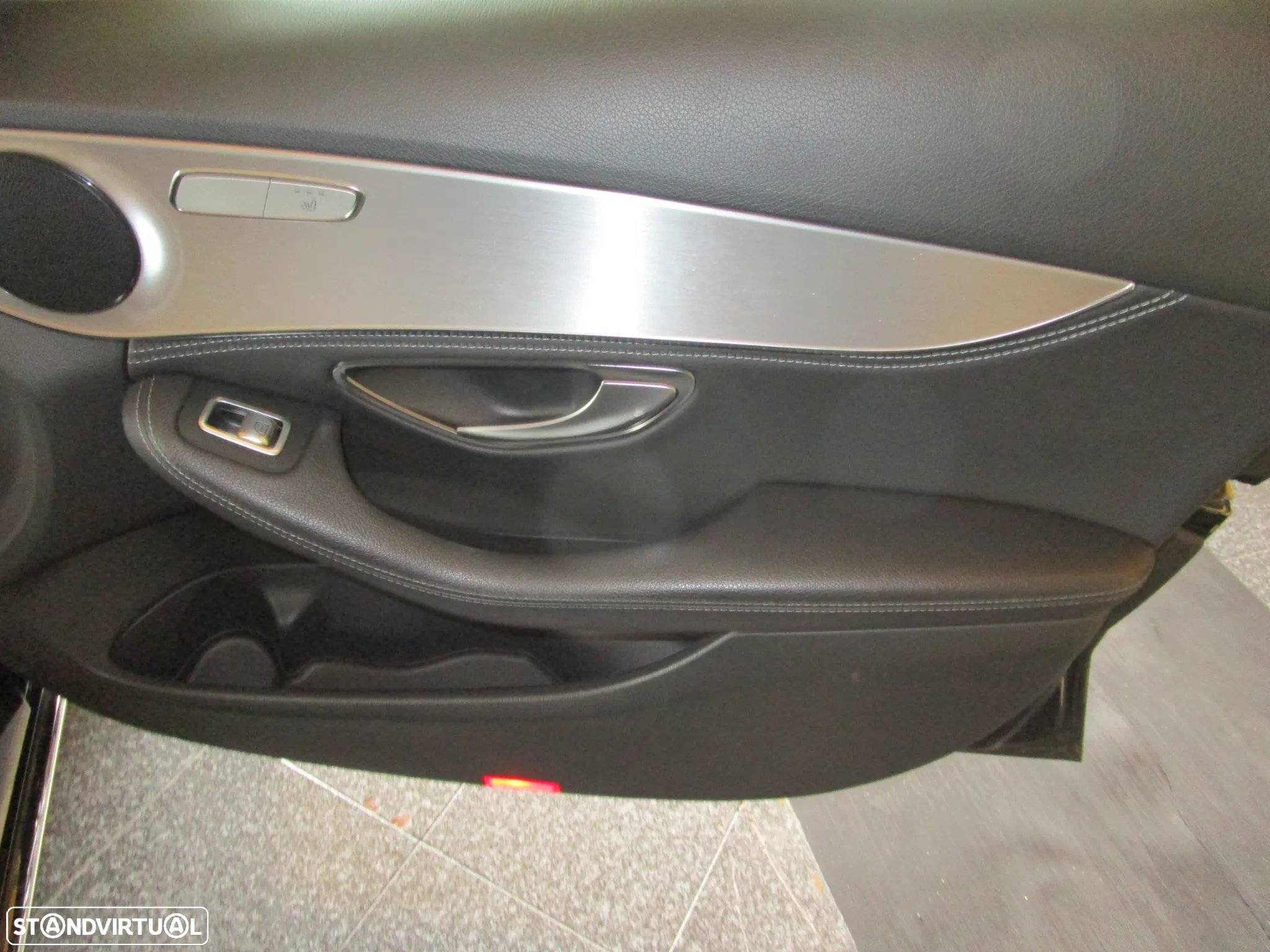 Mercedes-Benz C 350 e - 25