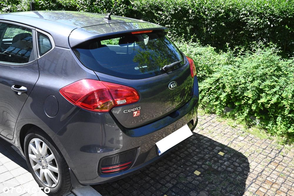 Kia Ceed 1.6 GDI L - 4