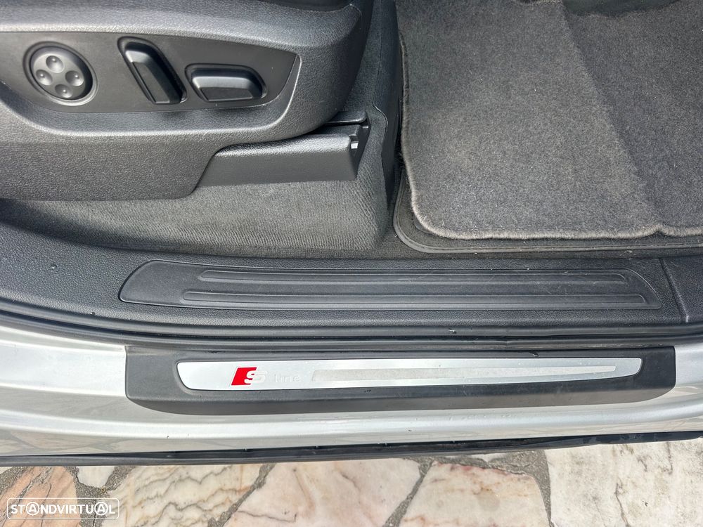 Audi Q7 3.0 V6 TDi quattro S-line Tiptronic - 42