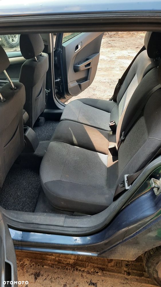Opel Astra 1.6 111 - 11