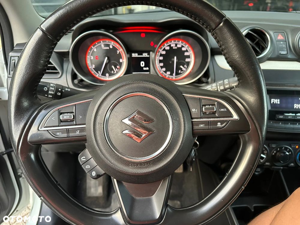 Suzuki Swift - 11