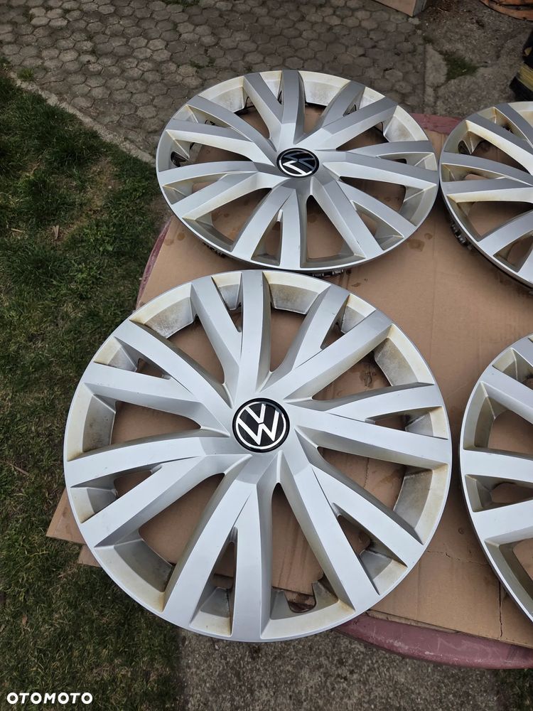 Kołpaki VW Golf VII 7 16 Cali 5G0601147B - 3